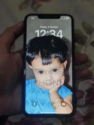 Photo - Apple iPhone 11 Pro Max 512GB Smartphone