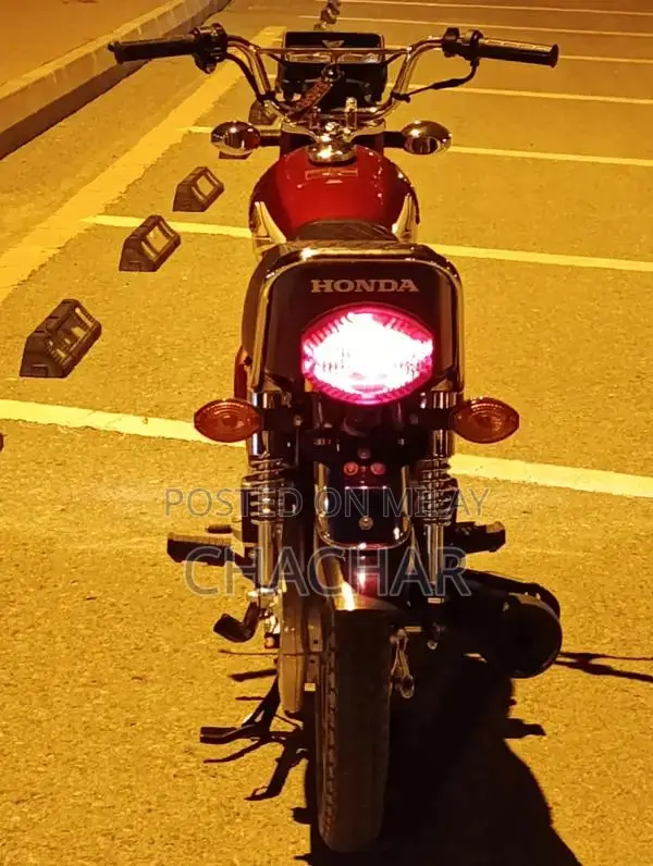 Honda G125 Motorcycle - Low Mileage Pristine Condition