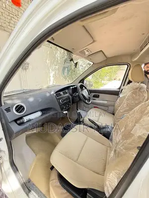 Karvan Plus Lease Vehicle - Versatile Passenger Transport