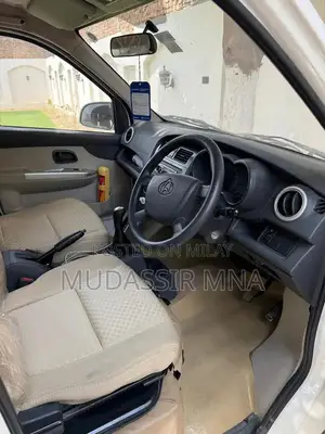 Karvan Plus Lease Vehicle - Versatile Passenger Transport