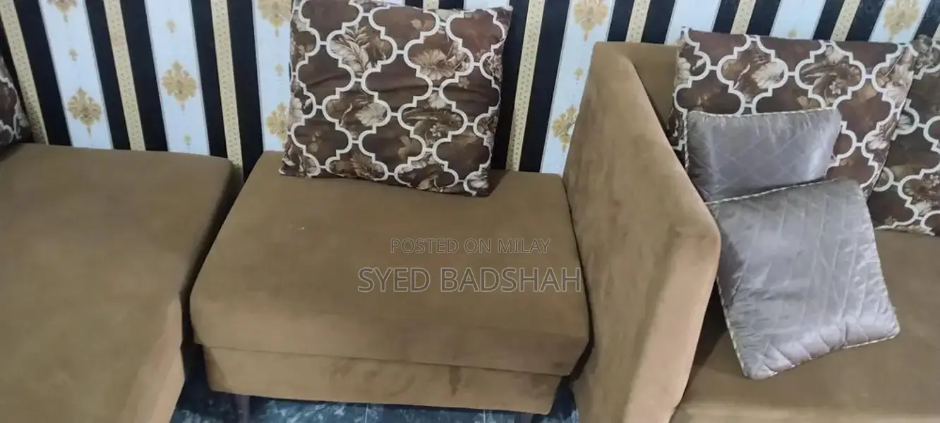 7-Seater Sofa in Brand New Condition