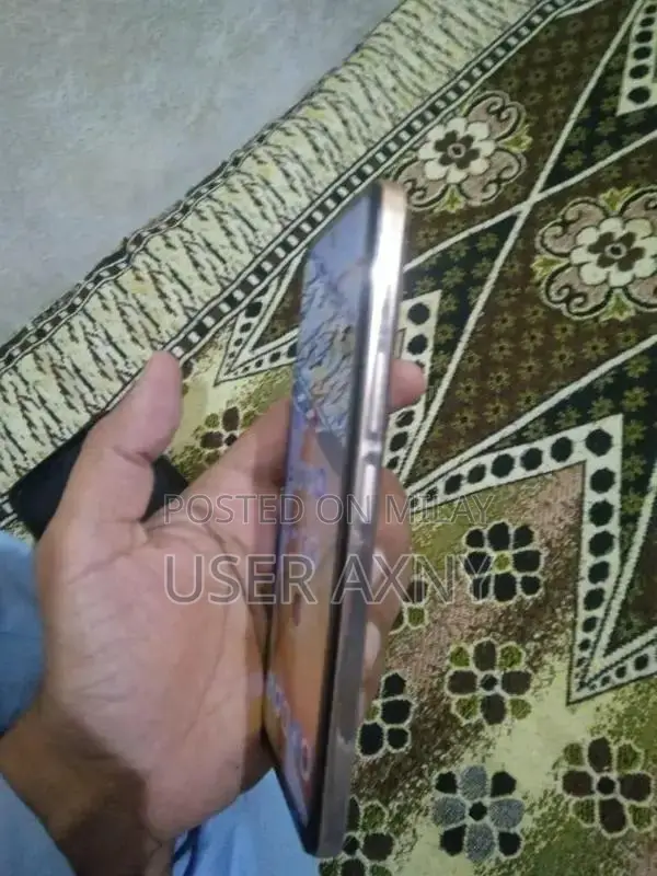 Slightly Used Smartphone with 5-Month Warranty