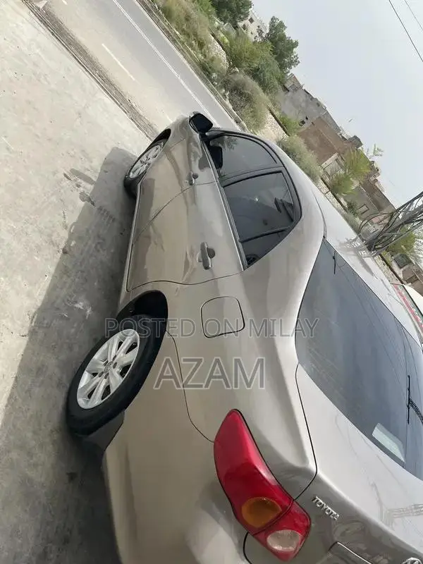 Toyota Corolla Gli 2009 Sedan with Low Mileage