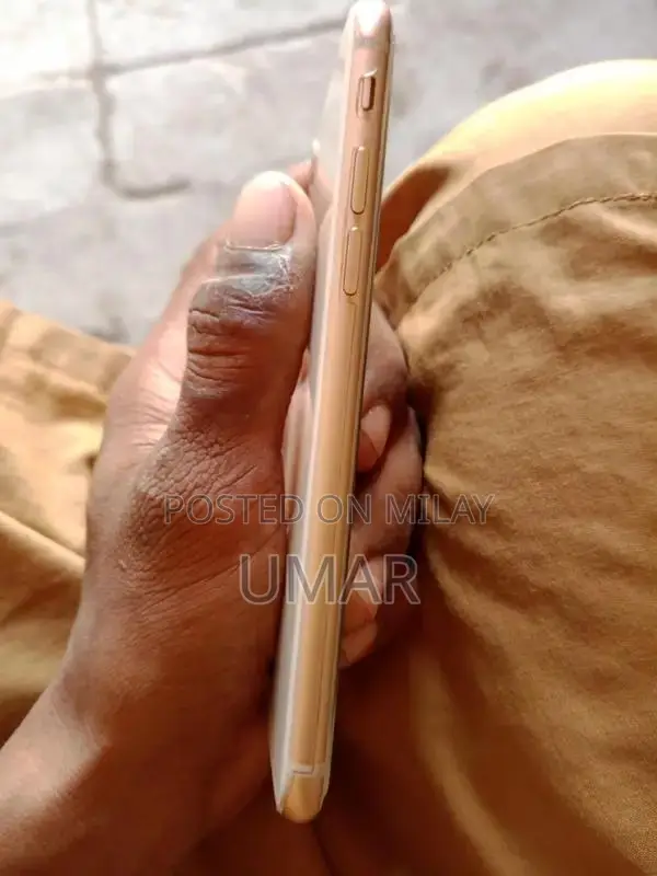 Apple iPhone 8 64GB Smartphone - Fully Functional