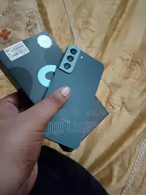 Samsung Galaxy S22 Green Edition 256GB Smartphone