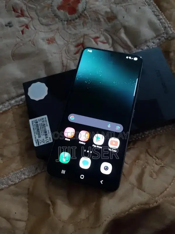 Samsung Galaxy S22 Green Edition 256GB Smartphone