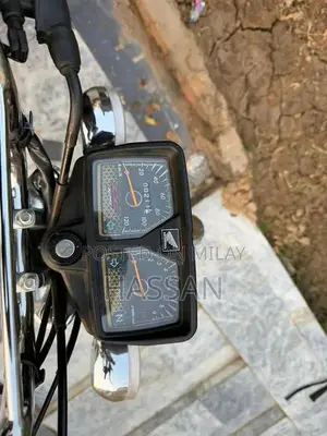 Honda 125 Black & Gold Edition Motorcycle