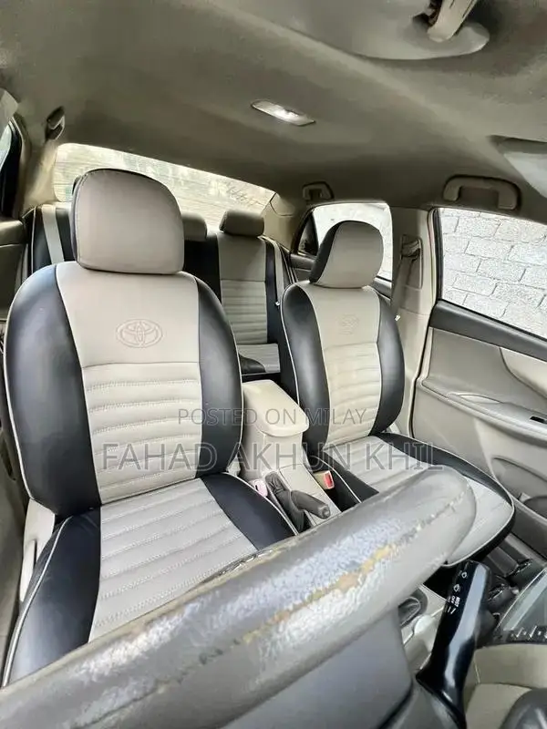 XLI Black Sedan 2009 - Well-Maintained Compact Car