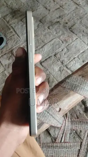 Smart 8 Pro Smartphone - 4GB RAM, 128GB Storage