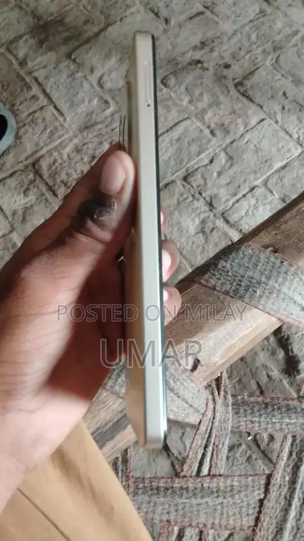 Smart 8 Pro Smartphone - 4GB RAM, 128GB Storage