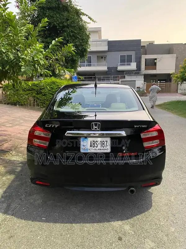 Honda City 1.3L Sedan 2016 Aspire Model Low Mileage