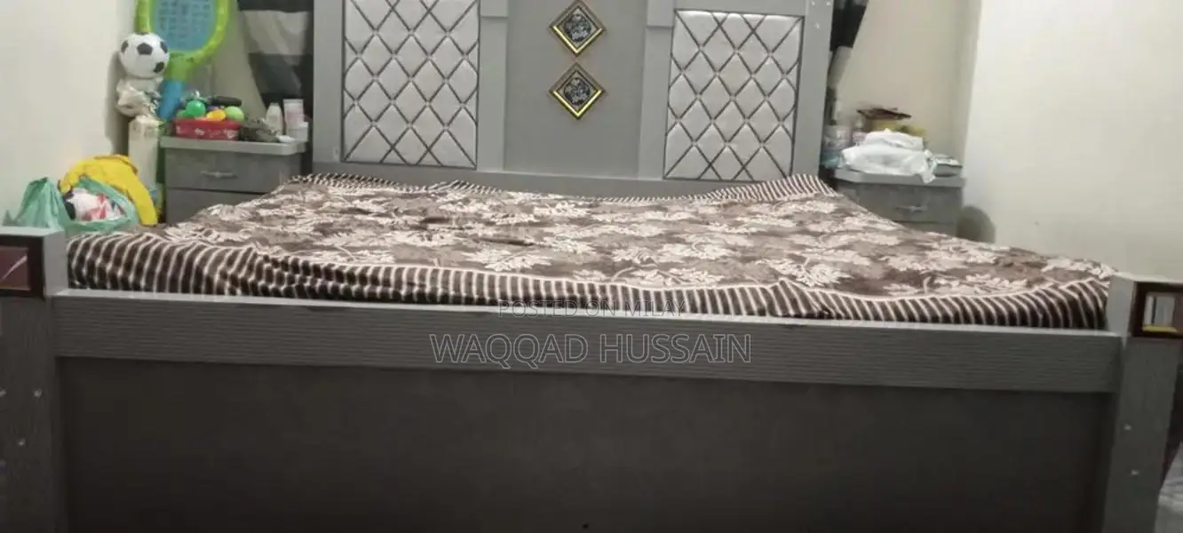 Grey Wooden Bedroom Furniture Set with Wardrobe and Side Tables