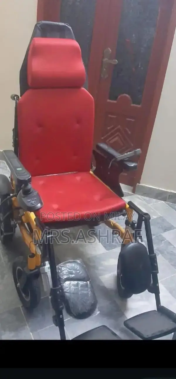 Fully Functional Electronic Wheelchair with Remote Control