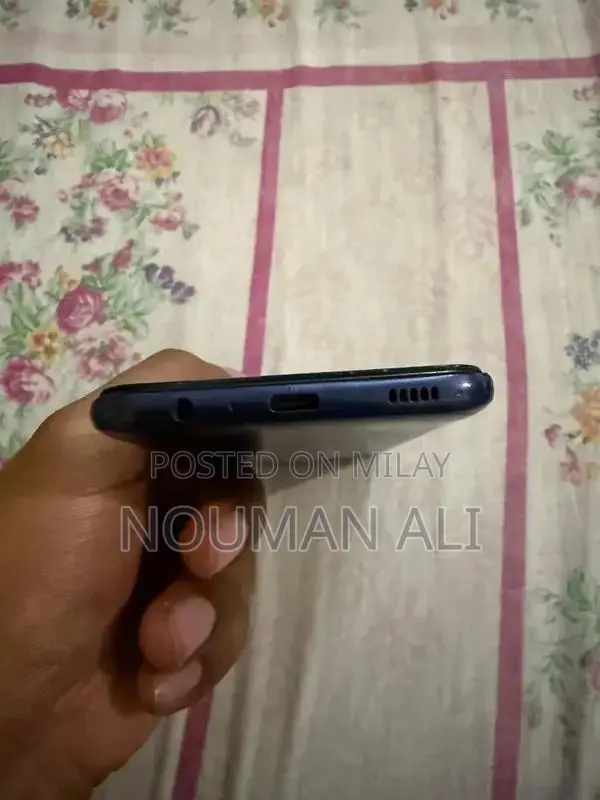 Samsung Budget Smartphone - 3GB RAM, 32GB Storage, Dual SIM