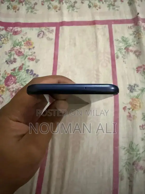 Samsung Budget Smartphone - 3GB RAM, 32GB Storage, Dual SIM