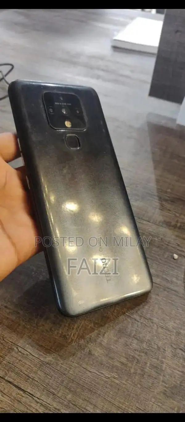 Dual SIM Mid-Range Smartphone with Large Storage