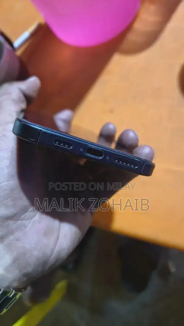 Apple iPhone 16 Plus 128GB Excellent Condition Smartphone