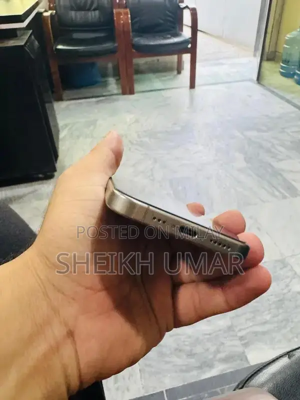 Premium Dual SIM Smartphone with High Battery Health