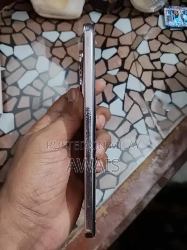 ViVo V50 Lite Smartphone - Mid-Range 4G Mobile Device