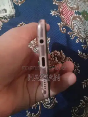 Samsung Smartphone with Dual SIM and Large Storage