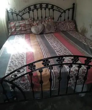 King Size Black Iron Bed Frame with Mattress