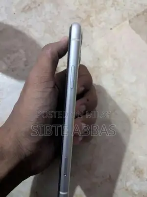 Apple iPhone 11 Smartphone - Good Condition