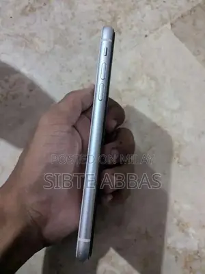 Apple iPhone 11 Smartphone - Good Condition