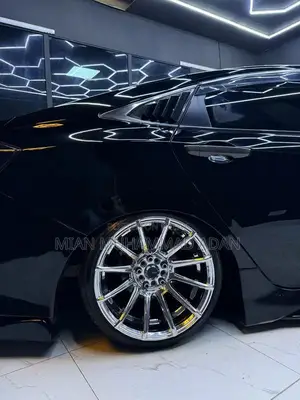 17-inch Chrome North Wheels with 205/40R17 Tires - Pristine Condition