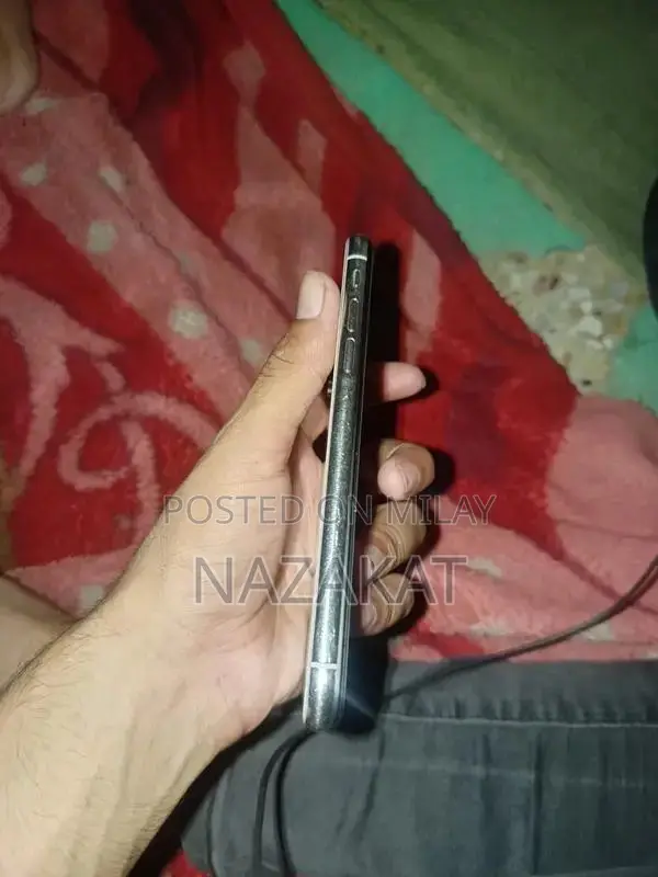 Smartphone Panel Battery Replacement Service