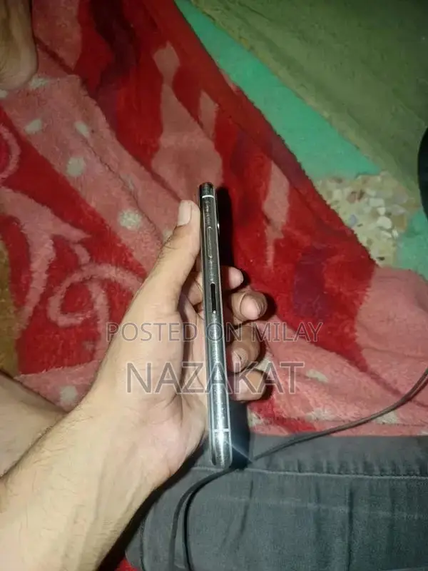 Smartphone Panel Battery Replacement Service