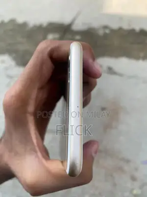 Apple iPhone 6s Plus - Refurbished Smartphone