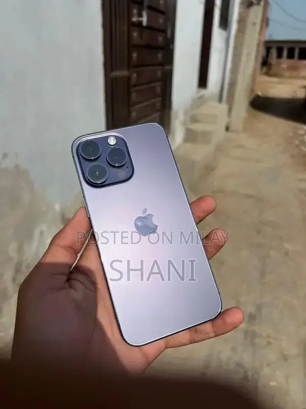 128GB Deep Purple Smartphone in Excellent Condition