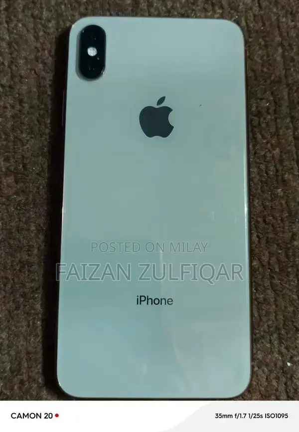 Apple XS Max 256GB Dual SIM Smartphone