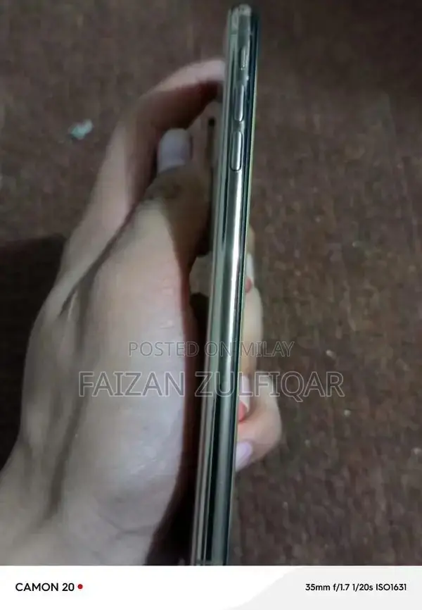 Apple XS Max 256GB Dual SIM Smartphone