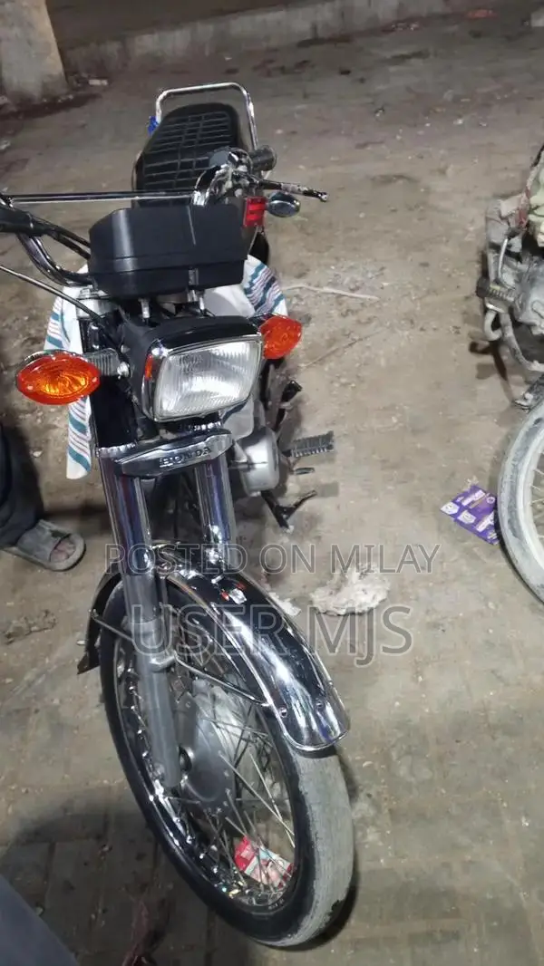 Honda CG 125 Motorcycle 2019 Model