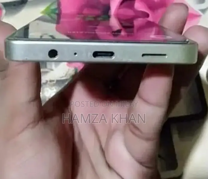 Samsung Galaxy A06 Smartphone - 4GB RAM, 64GB Storage