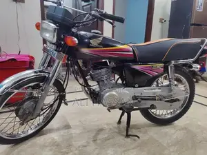 Honda CG 125 Motorcycle 2011 Model