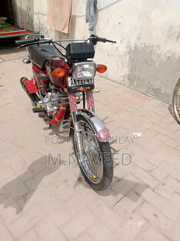 CG125 Classic Motorcycle - Original Condition