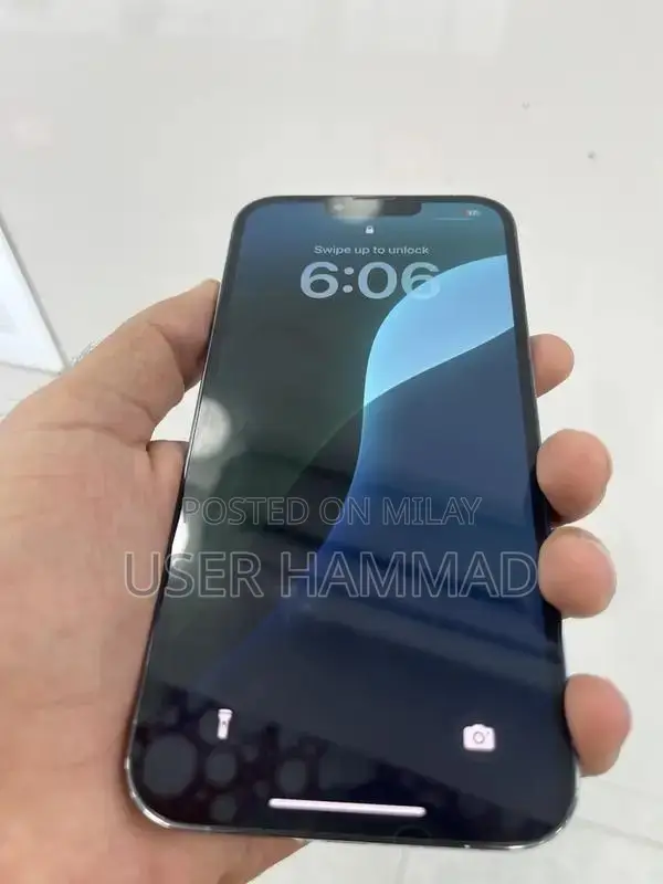 High Capacity 256GB Water Resistant Blue Pack