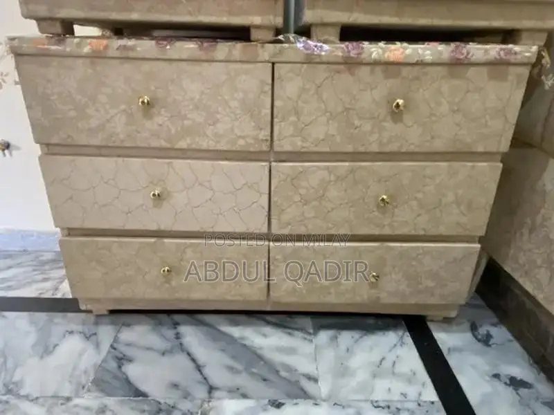 King Size Bedroom Furniture Set: Nightstand and Dressing Table