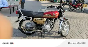Photo - Motorcycle for Urgent Sale - Well Maintained Bike
