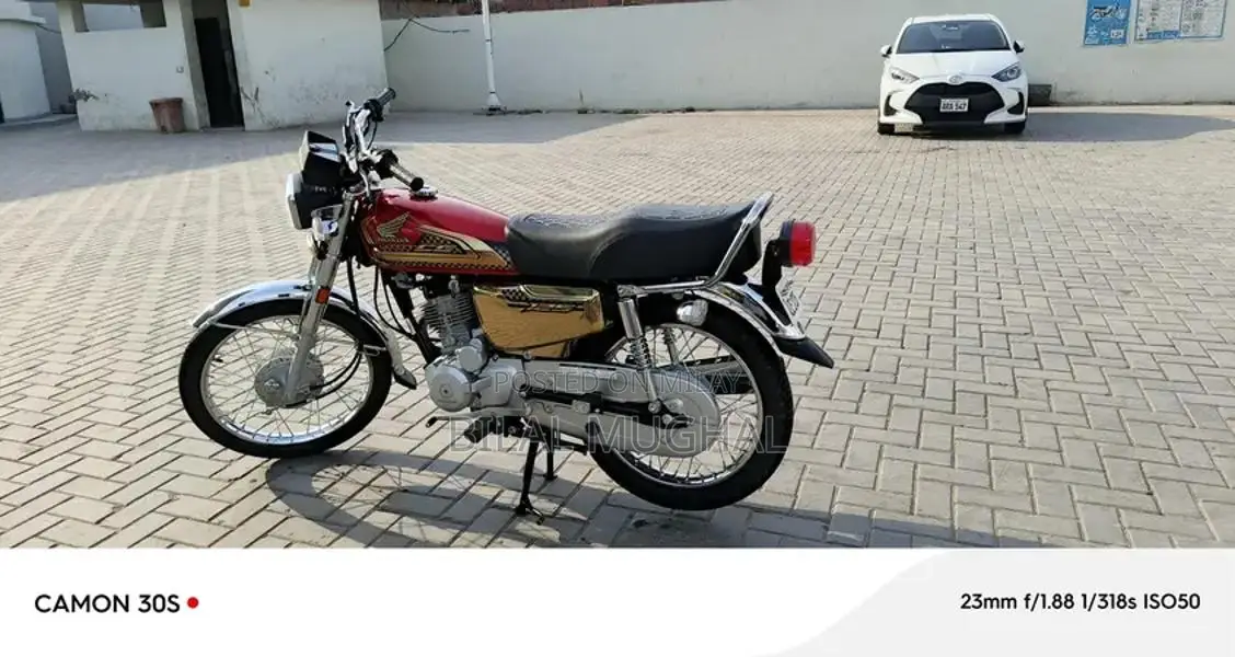 Motorcycle for Urgent Sale - Well Maintained Bike