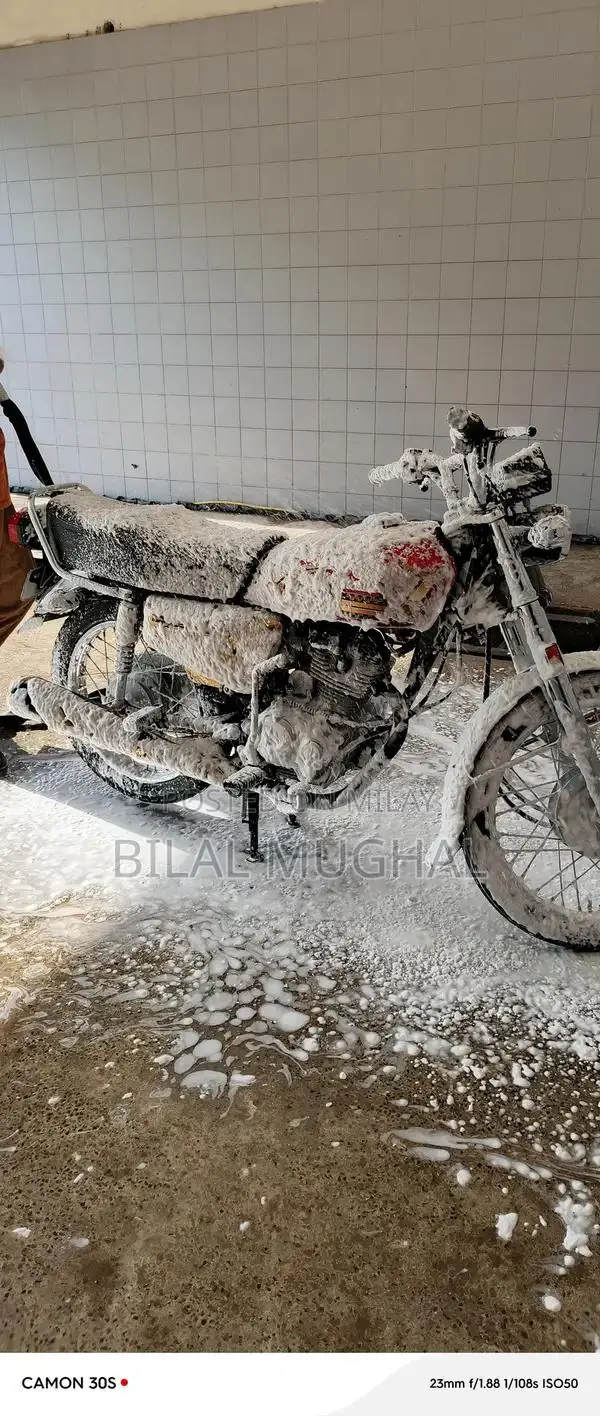 Motorcycle for Urgent Sale - Well Maintained Bike