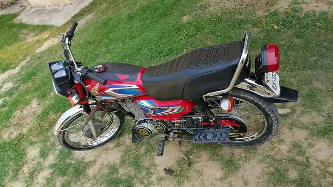 Honda CG 125 Motorcycle - Low Mileage, Excellent Condition