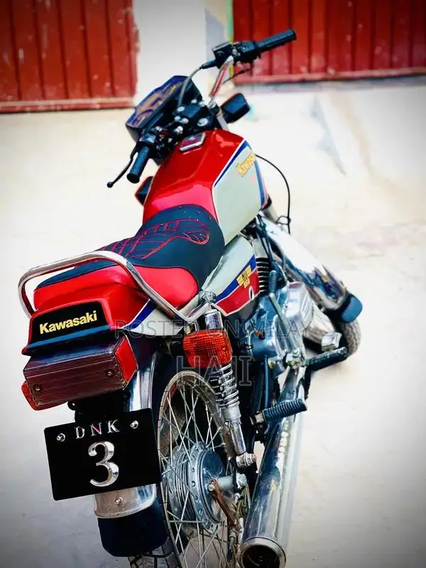 Japan Sylandr Motorcycle - Smooth Driving Performance Bike