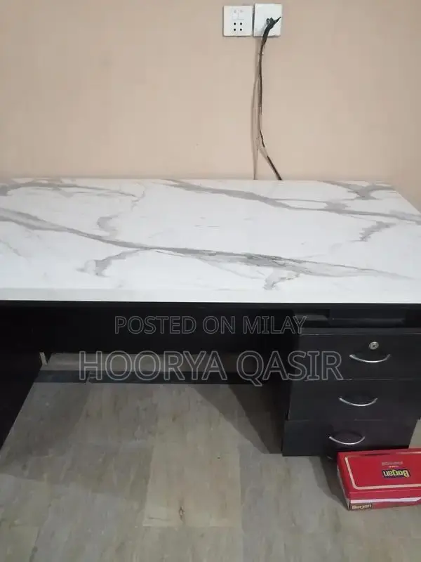 Modern Office Table - Clean and Professional Workspace Furniture