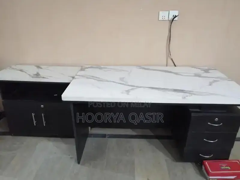 Modern Office Table - Clean and Professional Workspace Furniture