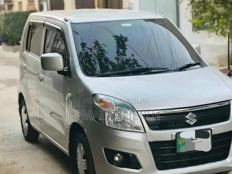 Wagon R VXL 2017 Silver Compact Hatchback