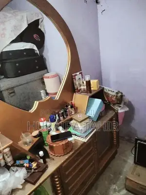 Photo - Complete Bedroom Set with Side Tables and Headboard