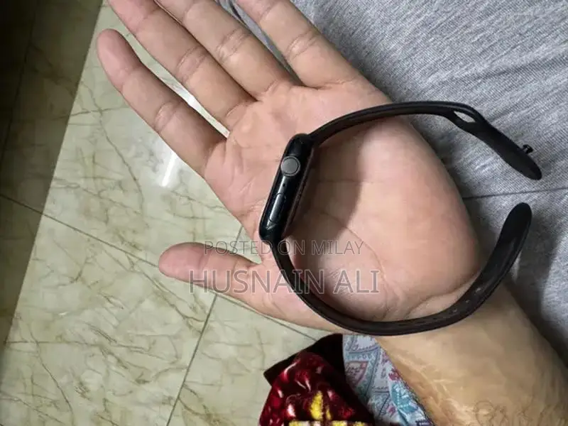 Apple Watch Series 7 GPS 45mm Smart Fitness Smartwatch